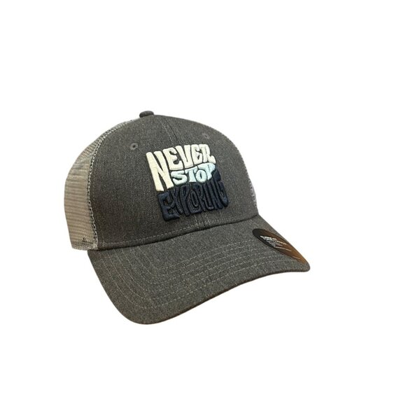 The North Face Mudder Trucker Hat Gray Never Stop Exploring NWT - Picture 2 of 6